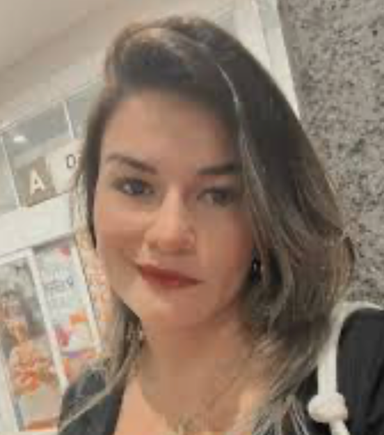 <em>Monica </em>
